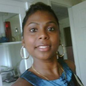 Meet your Posher, Sonia